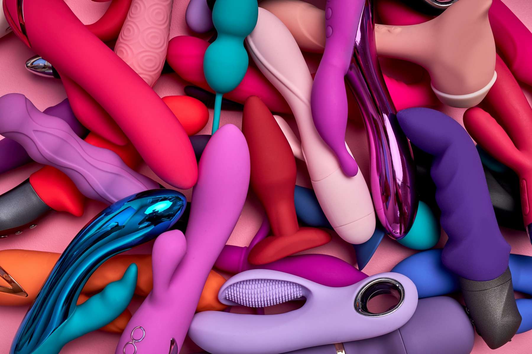 Bullet Vibrator vs Wand Massager: What’s the Difference?