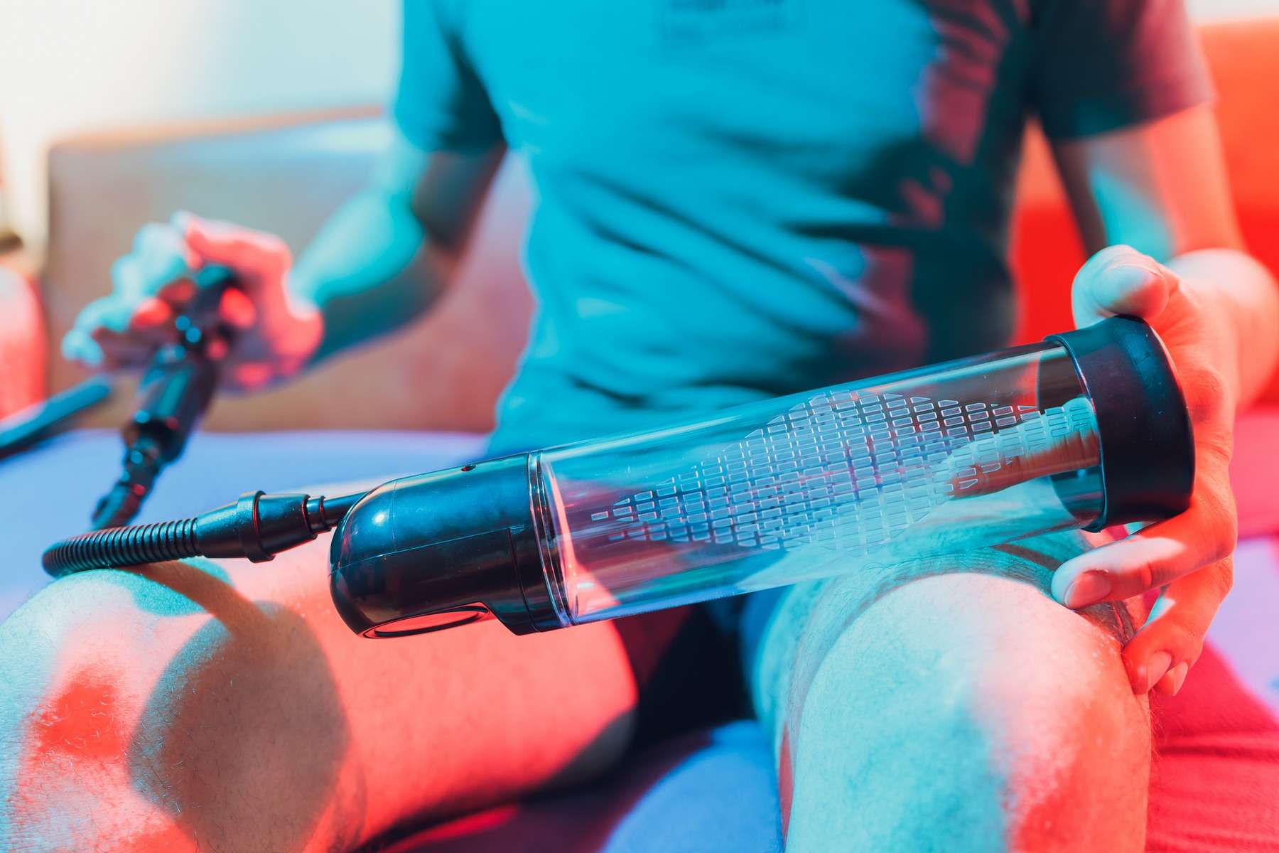 How Penis Pumps Work: Understanding Vacuum Erection Devices and Male Enhancement Pumps