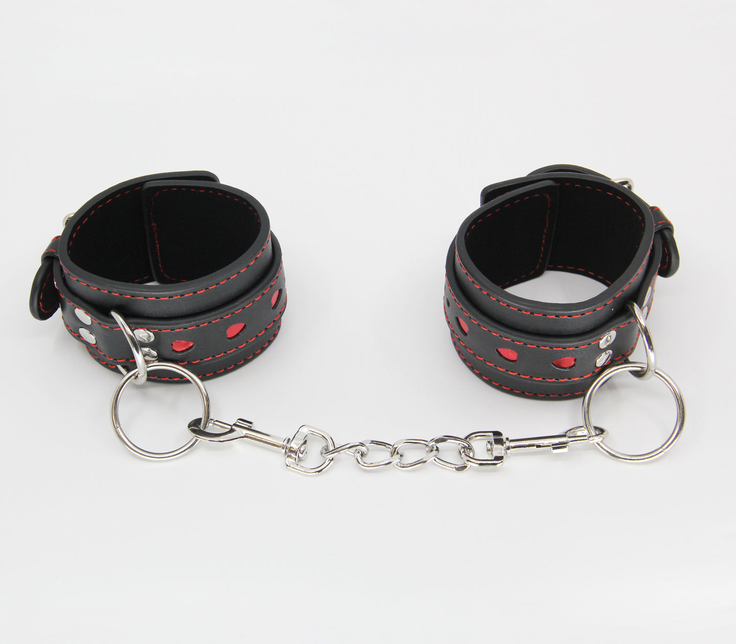 BERLIN BABY HAND CUFFS HEART BLACK RED